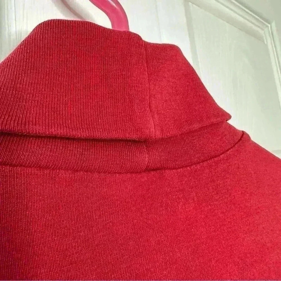 Wind River Turtle Neck Shirt Long Sleeved Red Size Small - Picture 16 of 16